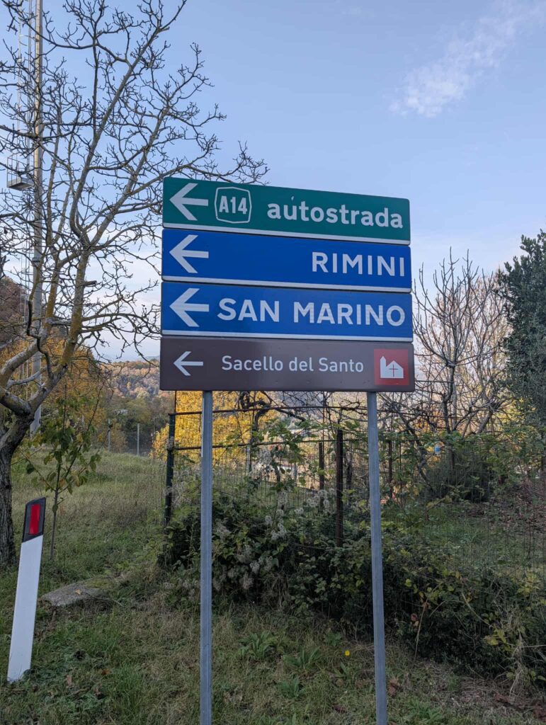san marino marathon signs
